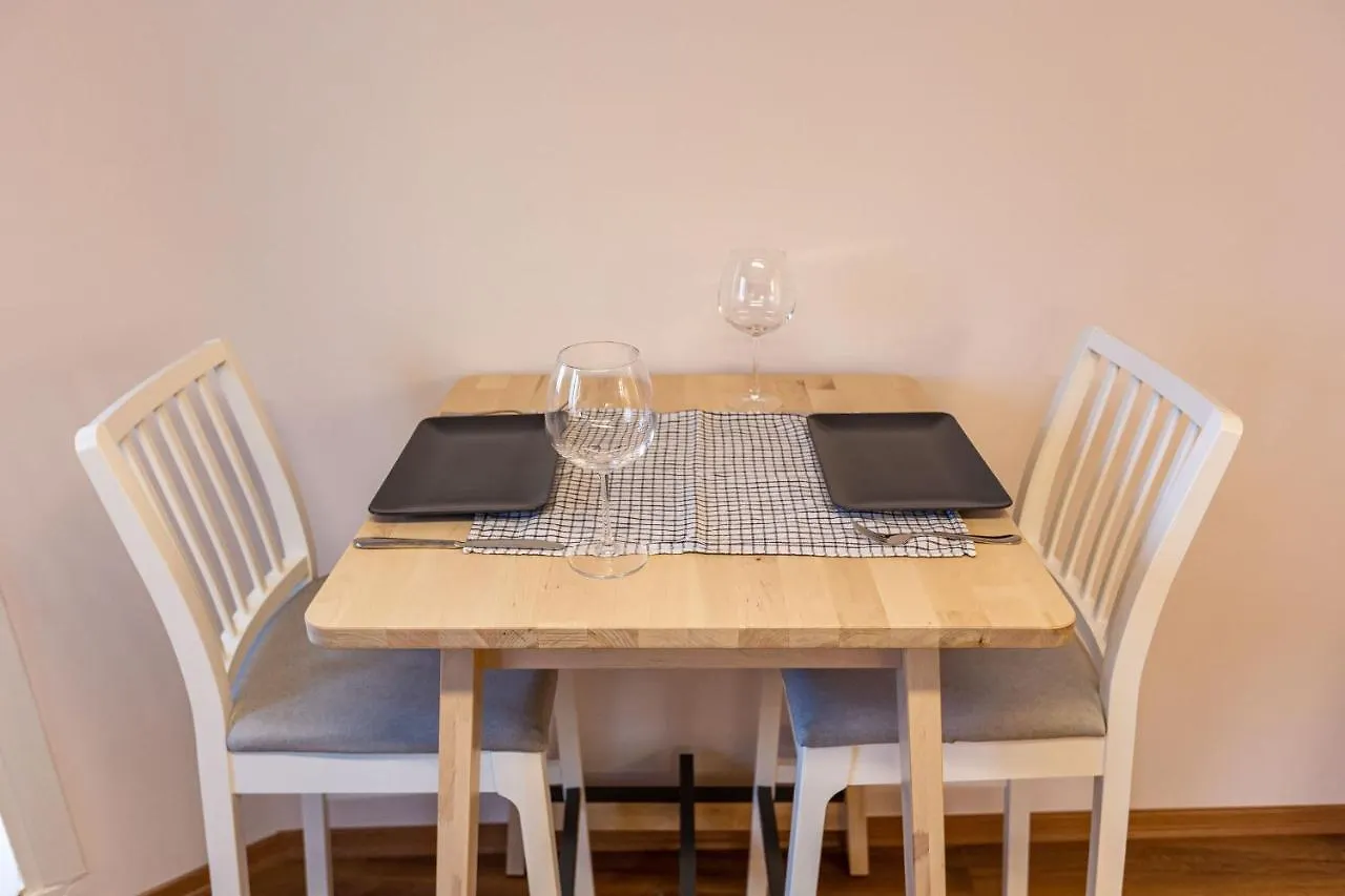 Διαμέρισμα Central Flat With Lovely Terrace Near Osmanbey Metro Station In Ferikoy, Sisli Κωνσταντινούπολη