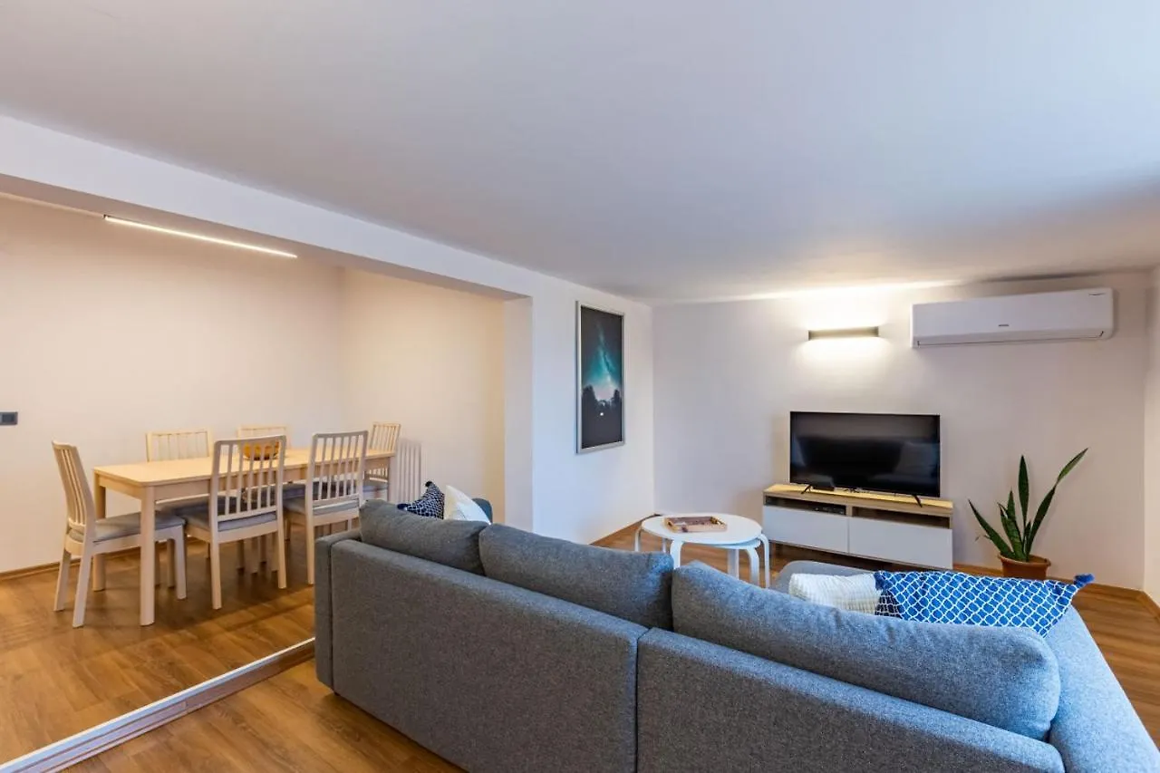 Central Flat With Lovely Terrace Near Osmanbey Metro Station In Ferikoy, Sisli Κωνσταντινούπολη 0*,