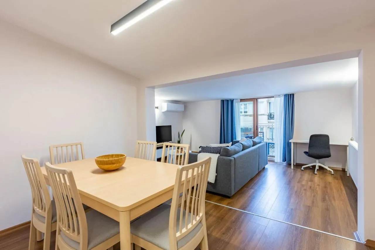 Central Flat With Lovely Terrace Near Osmanbey Metro Station In Ferikoy, Sisli Κωνσταντινούπολη