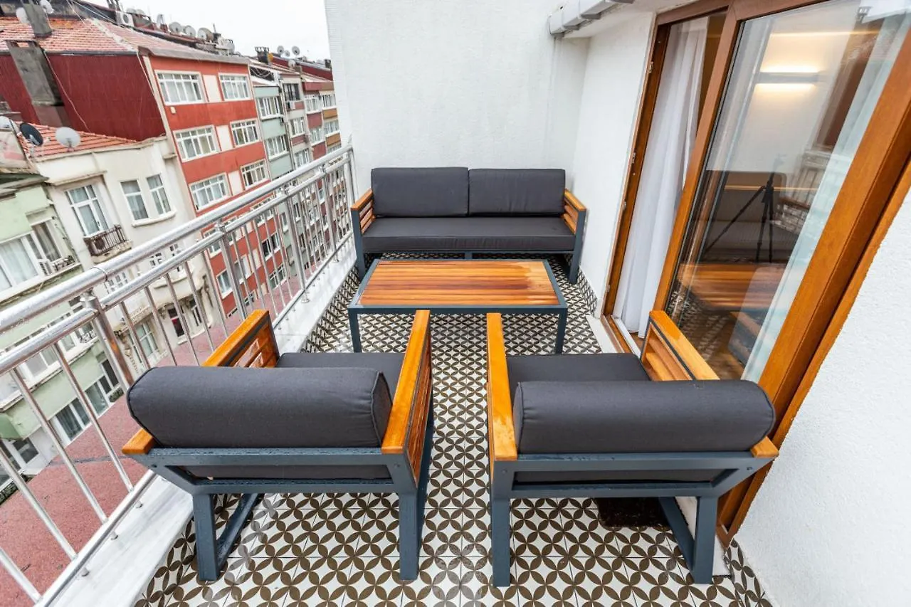 Central Flat With Lovely Terrace Near Osmanbey Metro Station In Ferikoy, Sisli Κωνσταντινούπολη Τουρκία